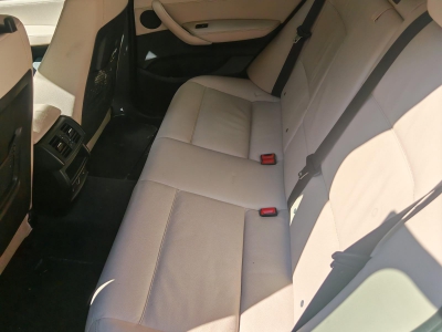 鲸牌链-京牌车长租平台-闲置京牌车长租：3000 元/月 宝马BMW X3 X28i 5座 汽油小轿车 尾号6 
