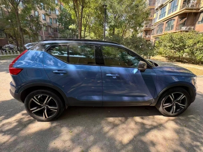 鲸牌链-京牌车长租平台-闲置京牌车长租：3000 元/月 沃尔沃VOLVO XC40 T4 5座 汽油小轿车 尾号7 