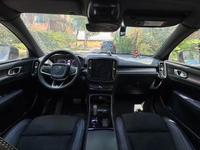鲸牌链-京牌车长租平台-闲置京牌车长租：3000 元/月 沃尔沃VOLVO XC40 T4 5座 汽油小轿车 尾号7 