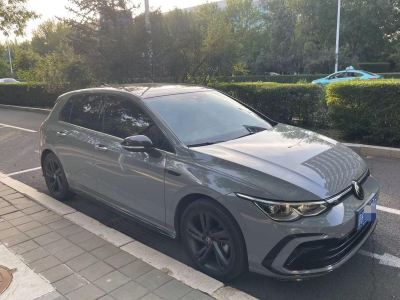 鲸牌链-京牌车长租平台-闲置京牌车长租：2800 元/月 大众高尔夫8 R-LINE 5座 汽油小轿车 尾号8 