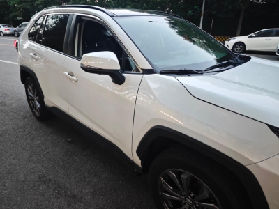 鲸牌链-京牌车长租平台-闲置京牌车长租：3000 元/月 丰田RAV4 荣放 5座 汽油SUV 尾号0 
