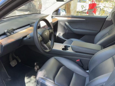 鲸牌链-京牌车长租平台-闲置京牌车长租：3500 元/月 特斯拉Model Y 21款 四驱长续航版 5座 纯电SUV 尾号7 