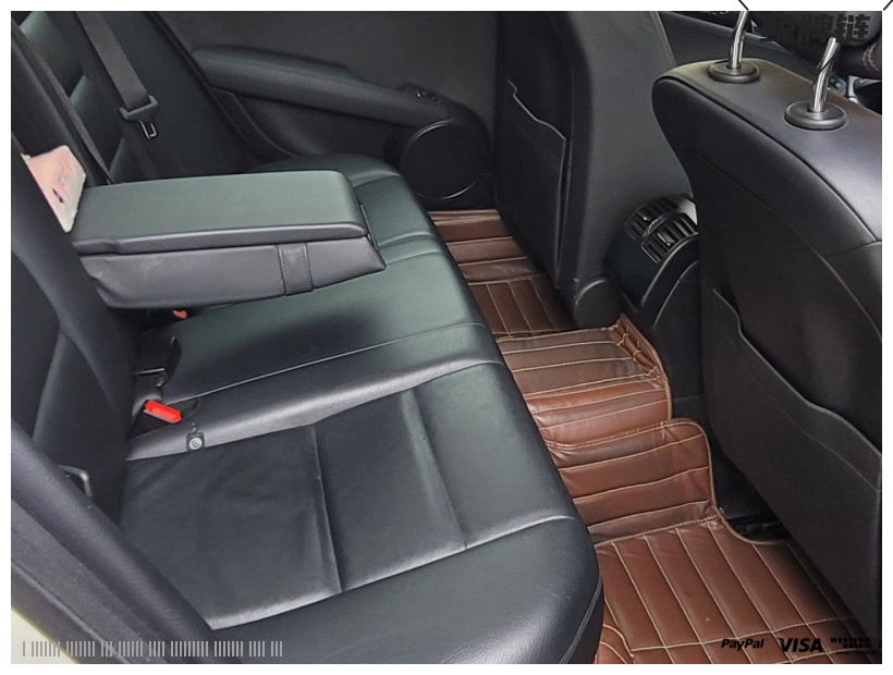 鲸牌链-京牌车长租平台-闲置京牌车长租：3000 元/月 奔驰C300 5座 汽油小轿车 尾号7 